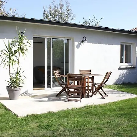 Avec Terrasse Et Parking Lägenhet